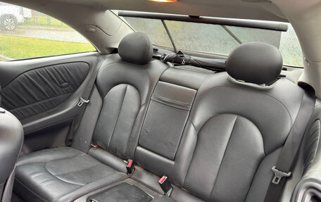 Mercedes-Benz CLK-Класс, 2002 год, 690 000 рублей, 17 фотография