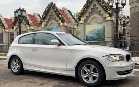 BMW 1 серия, 2011 год, 970 000 рублей, 3 фотография