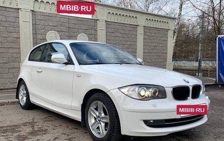 BMW 1 серия, 2011 год, 970 000 рублей, 11 фотография