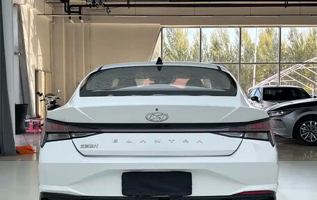 Hyundai Elantra, 2022 год, 1 650 000 рублей, 7 фотография