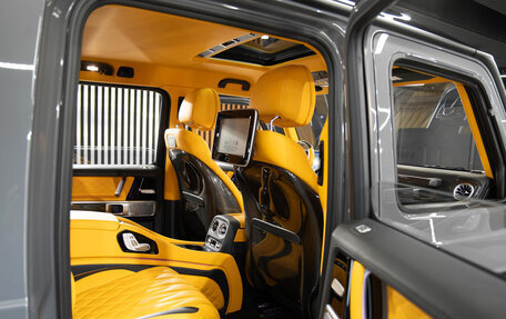 Mercedes-Benz G-Класс AMG, 2022 год, 27 900 000 рублей, 24 фотография