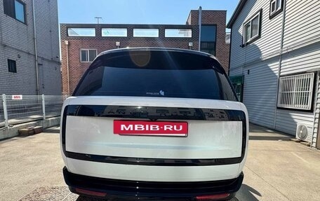 Land Rover Range Rover IV рестайлинг, 2024 год, 21 000 000 рублей, 2 фотография