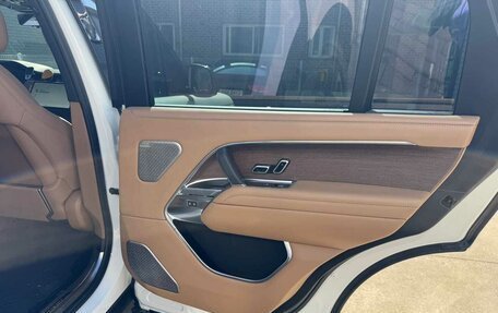 Land Rover Range Rover IV рестайлинг, 2024 год, 21 000 000 рублей, 19 фотография