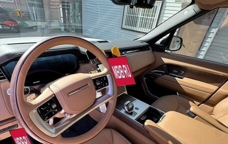 Land Rover Range Rover IV рестайлинг, 2024 год, 21 000 000 рублей, 13 фотография