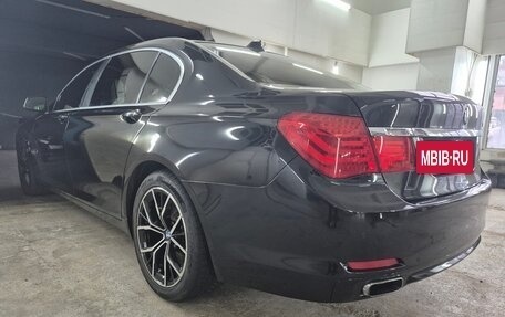 BMW 7 серия, 2011 год, 3 100 000 рублей, 3 фотография