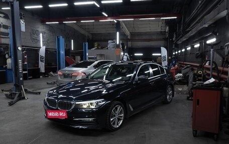 BMW 5 серия, 2018 год, 3 990 000 рублей, 2 фотография