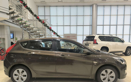 Hyundai Solaris II рестайлинг, 2016 год, 840 000 рублей, 5 фотография