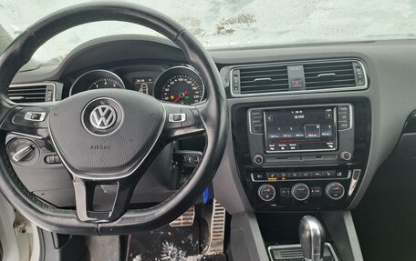 Volkswagen Jetta VI, 2018 год, 1 360 000 рублей, 17 фотография