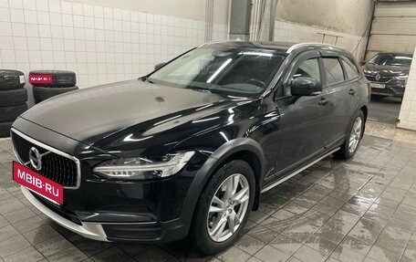 Volvo V90 Cross Country I рестайлинг, 2018 год, 3 290 000 рублей, 4 фотография