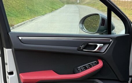 Porsche Macan I рестайлинг, 2025 год, 12 000 000 рублей, 12 фотография