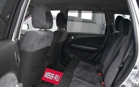 Mitsubishi Outlander III рестайлинг 3, 2004 год, 799 999 рублей, 15 фотография