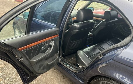 BMW 5 серия, 2001 год, 600 000 рублей, 10 фотография