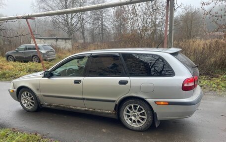 Volvo V40 I, 2003 год, 350 000 рублей, 4 фотография