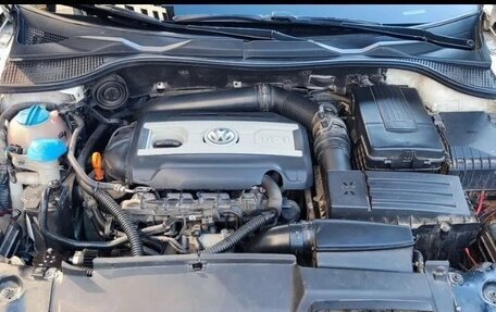 Volkswagen Scirocco III рестайлинг, 2009 год, 2 000 000 рублей, 13 фотография