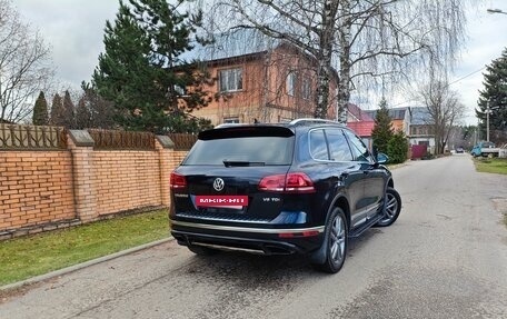 Volkswagen Touareg III, 2017 год, 2 999 000 рублей, 3 фотография