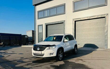 Volkswagen Tiguan I, 2010 год, 1 379 000 рублей, 2 фотография