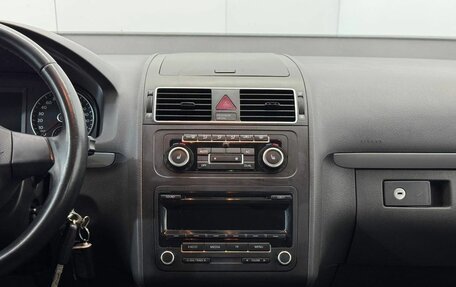 Volkswagen Touran III, 2012 год, 1 030 000 рублей, 13 фотография