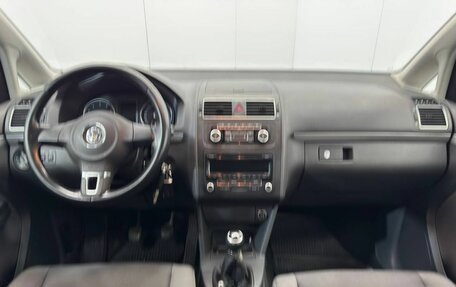 Volkswagen Touran III, 2012 год, 1 030 000 рублей, 14 фотография