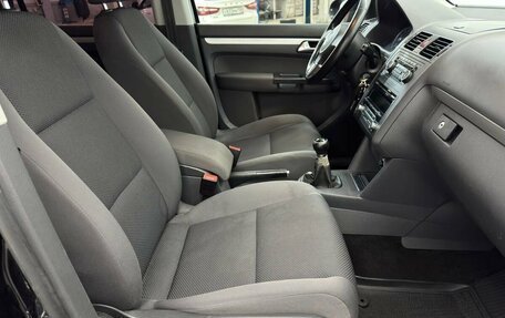 Volkswagen Touran III, 2012 год, 1 030 000 рублей, 16 фотография