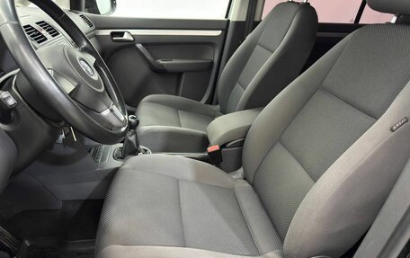 Volkswagen Touran III, 2012 год, 1 030 000 рублей, 19 фотография