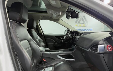 Jaguar F-Pace, 2018 год, 2 799 000 рублей, 12 фотография