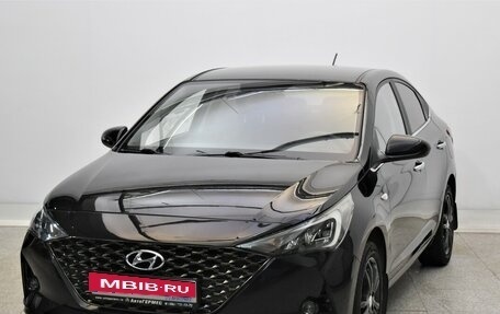 Hyundai Solaris II рестайлинг, 2021 год, 1 780 000 рублей, 1 фотография