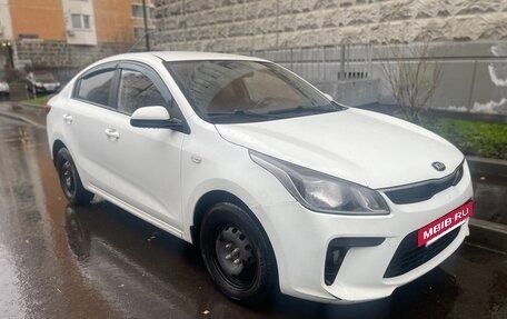 KIA Rio IV, 2019 год, 950 000 рублей, 2 фотография