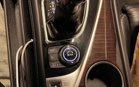 Infiniti Q50 I рестайлинг, 2015 год, 1 900 000 рублей, 12 фотография