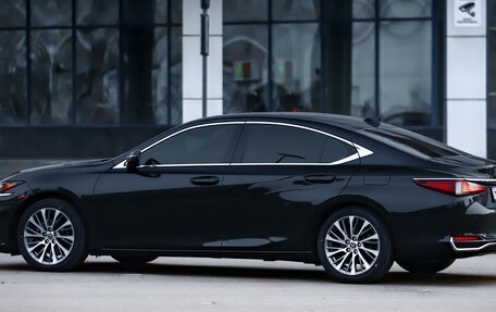 Lexus ES VII, 2018 год, 4 090 000 рублей, 15 фотография