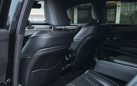 Lexus ES VII, 2018 год, 4 090 000 рублей, 30 фотография