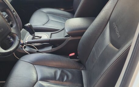 SsangYong Kyron I, 2013 год, 1 350 000 рублей, 24 фотография