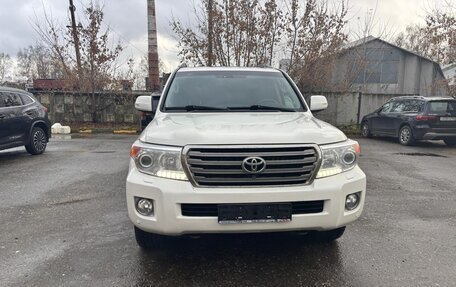 Toyota Land Cruiser 200, 2014 год, 4 499 000 рублей, 12 фотография