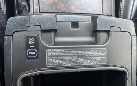 Toyota Land Cruiser 200, 2014 год, 4 499 000 рублей, 18 фотография