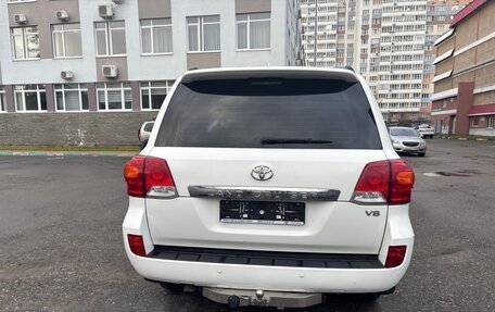 Toyota Land Cruiser 200, 2014 год, 4 499 000 рублей, 23 фотография