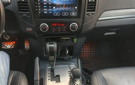 Mitsubishi Pajero IV, 2011 год, 1 800 000 рублей, 5 фотография