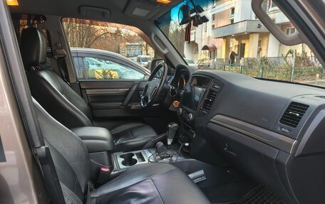 Mitsubishi Pajero IV, 2011 год, 1 800 000 рублей, 12 фотография