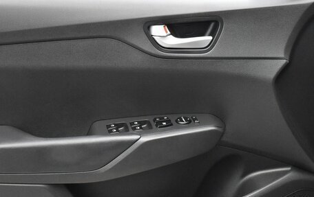 Hyundai Solaris II рестайлинг, 2021 год, 1 780 000 рублей, 12 фотография