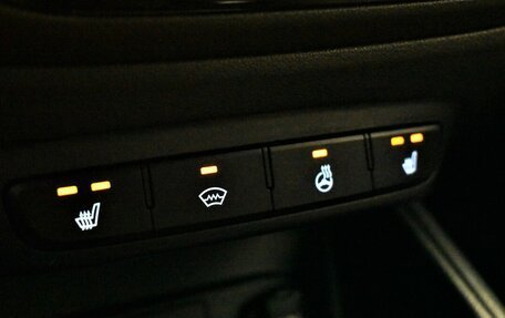 Hyundai Solaris II рестайлинг, 2021 год, 1 780 000 рублей, 8 фотография