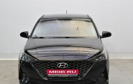 Hyundai Solaris II рестайлинг, 2021 год, 1 780 000 рублей, 2 фотография