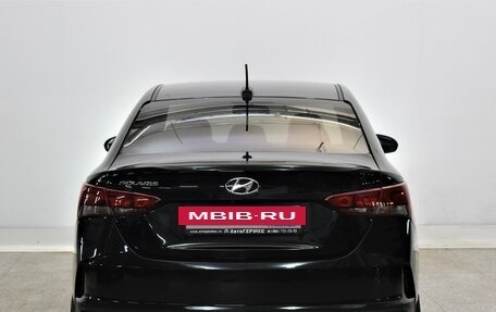 Hyundai Solaris II рестайлинг, 2021 год, 1 780 000 рублей, 3 фотография