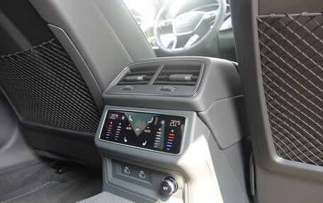 Audi A6, 2024 год, 5 990 000 рублей, 24 фотография