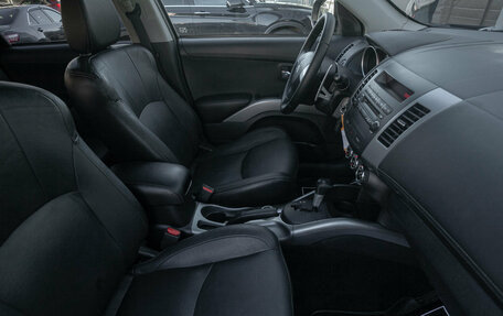 Mitsubishi Outlander III рестайлинг 3, 2010 год, 1 198 000 рублей, 18 фотография
