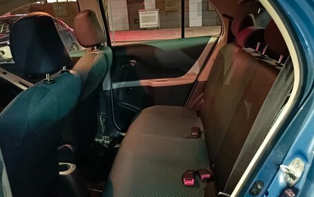 Toyota Yaris III рестайлинг, 2007 год, 700 000 рублей, 11 фотография