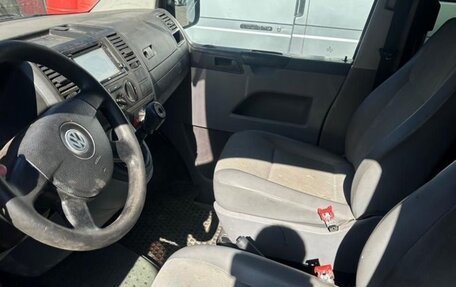 Volkswagen Transporter T5 рестайлинг, 2008 год, 880 000 рублей, 16 фотография