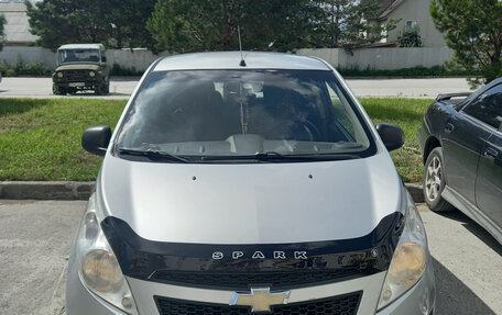 Chevrolet Spark III, 2011 год, 390 000 рублей, 2 фотография