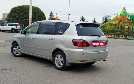 Toyota Ipsum II, 2001 год, 800 000 рублей, 4 фотография