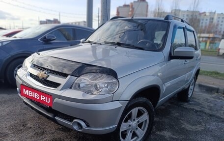 Chevrolet Niva I рестайлинг, 2014 год, 480 000 рублей, 2 фотография