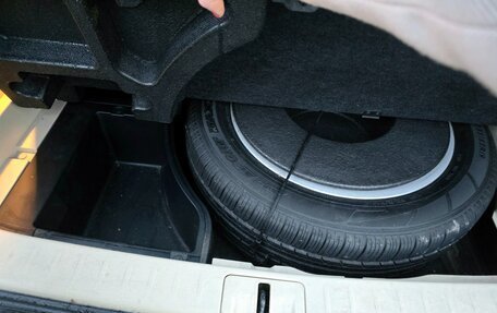 Lexus RX III, 2010 год, 2 100 000 рублей, 10 фотография