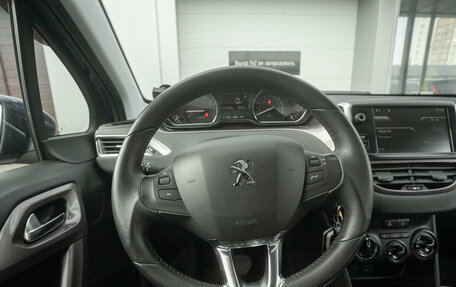 Peugeot 2008 II, 2014 год, 849 000 рублей, 17 фотография