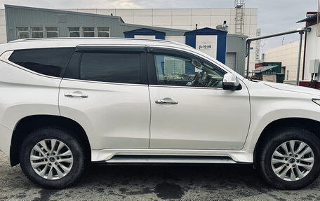 Mitsubishi Pajero Sport III рестайлинг, 2019 год, 2 990 000 рублей, 6 фотография